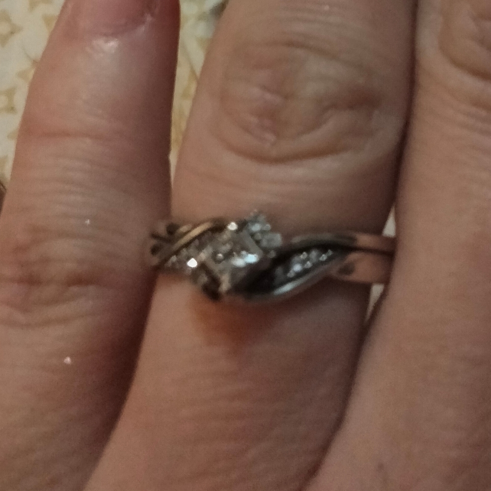 Wedding ring - Picture 4 of 5